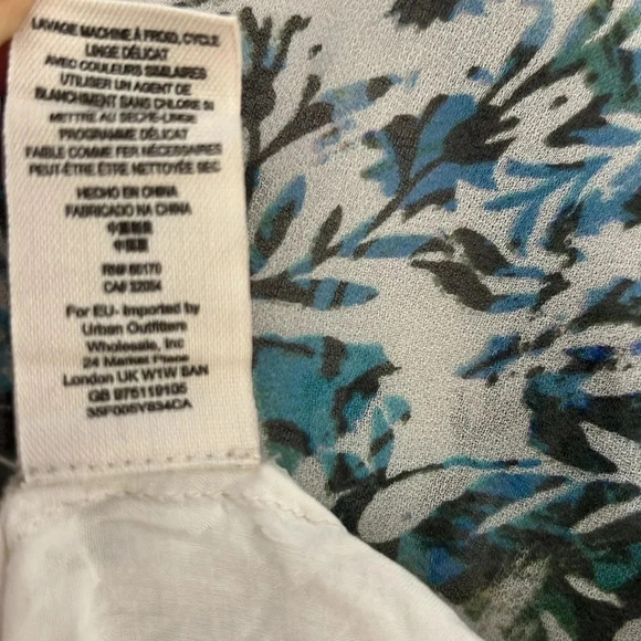 Free People BEST SELLER Sparks Fly Cape Mini Dress Sz M - Picture 8 of 8